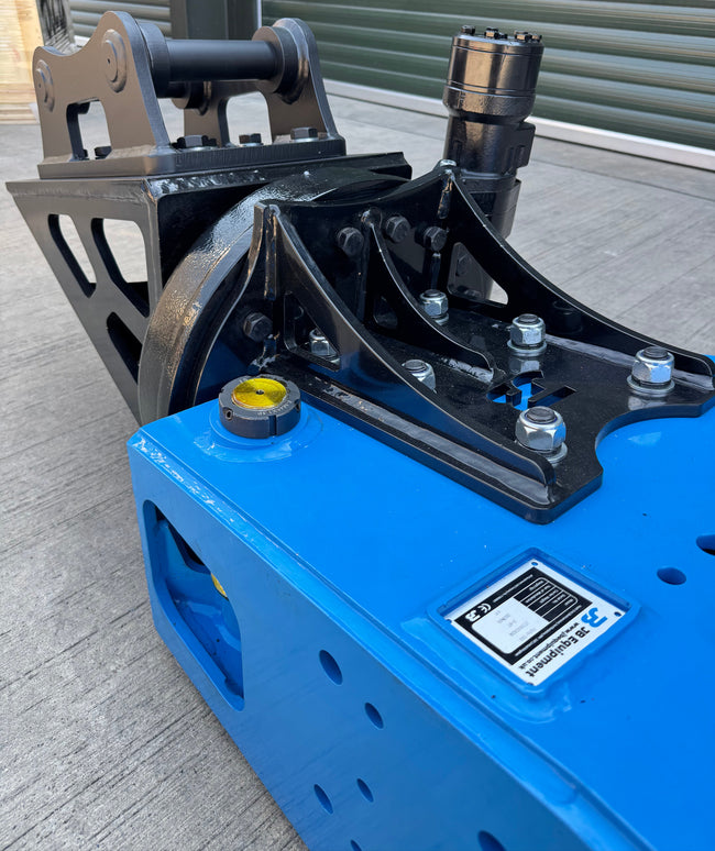 Alpha 260 Excavator Tree Shear - 3-6 Tonne