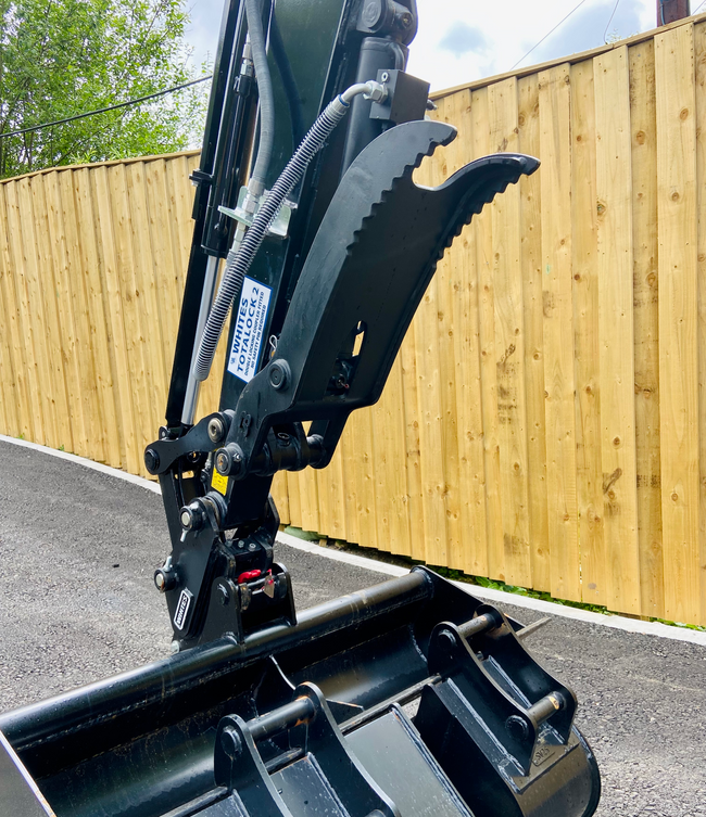 Raptor 800 Hydraulic Excavator Thumb - 2 to 4 tonne