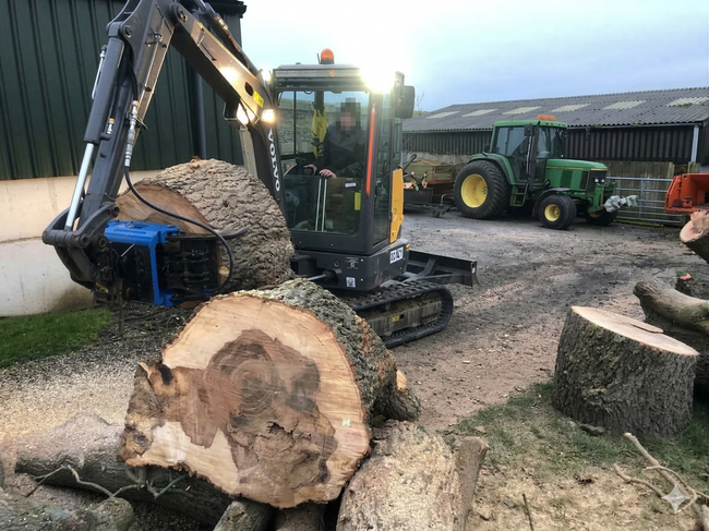 BC120 Excavator Forestry Grab - 2-3 Tonne