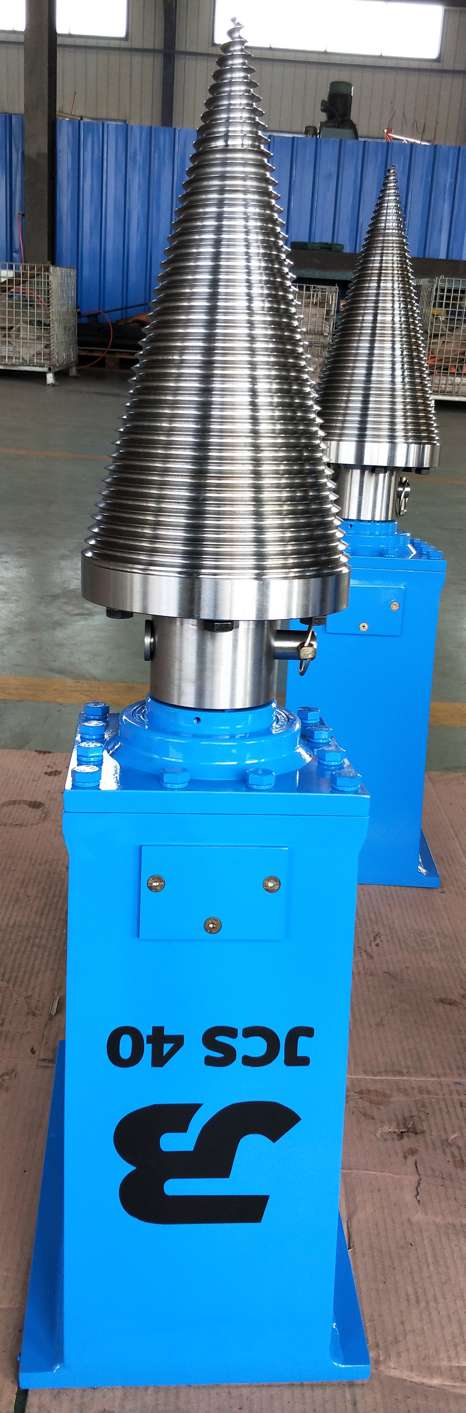 Auger cone drill splitter store